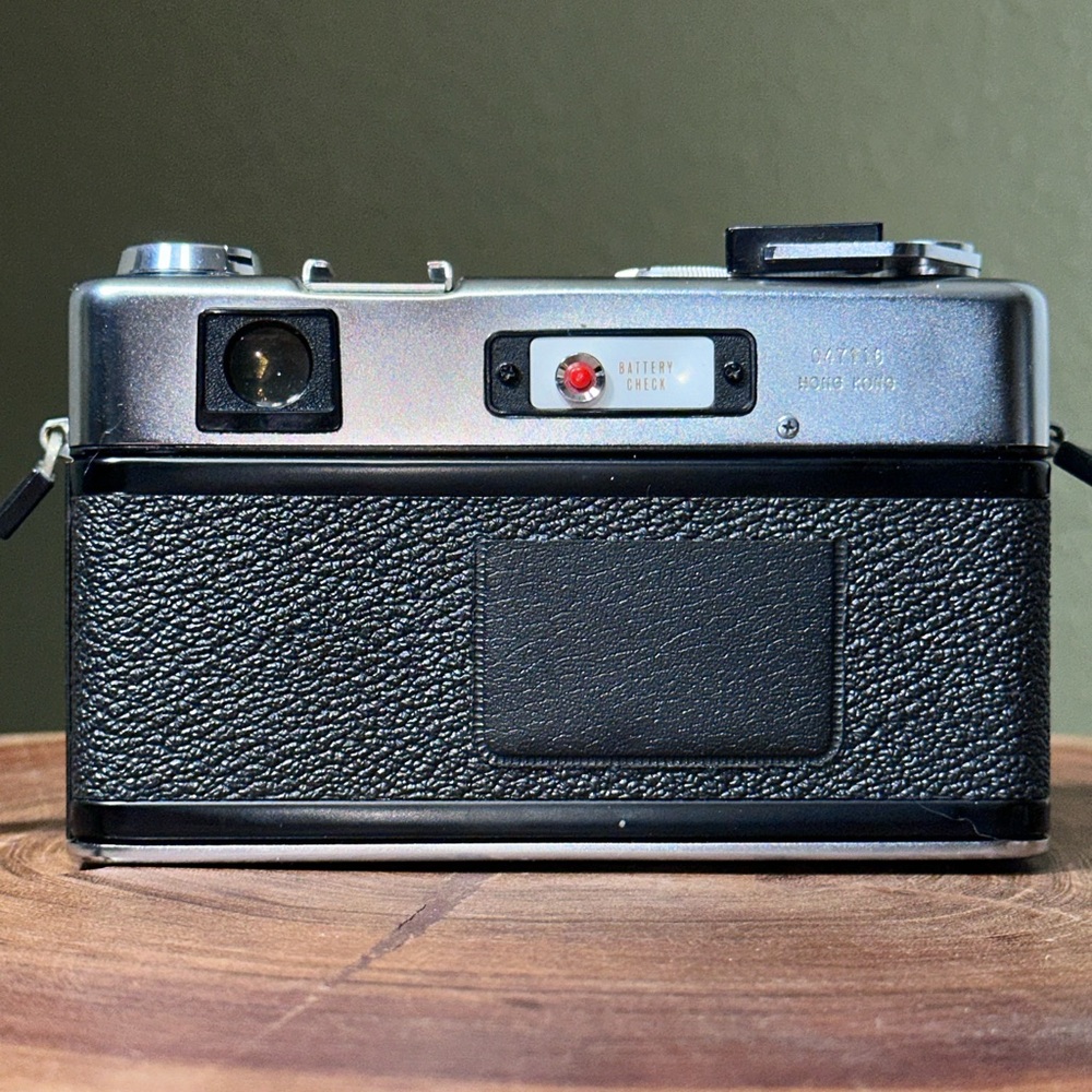 YASHICA Electro 35 Rangefinder + Original Manual & Case - Picture 11 of 16